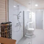 Huoneisto Brand New 2bdr With Private Sauna *